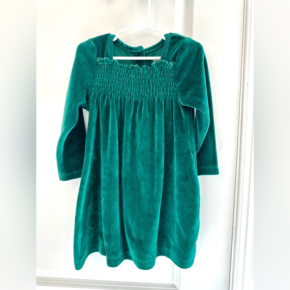 Emerald green Ruffle Butts Velvet dress! Toddler 4T
